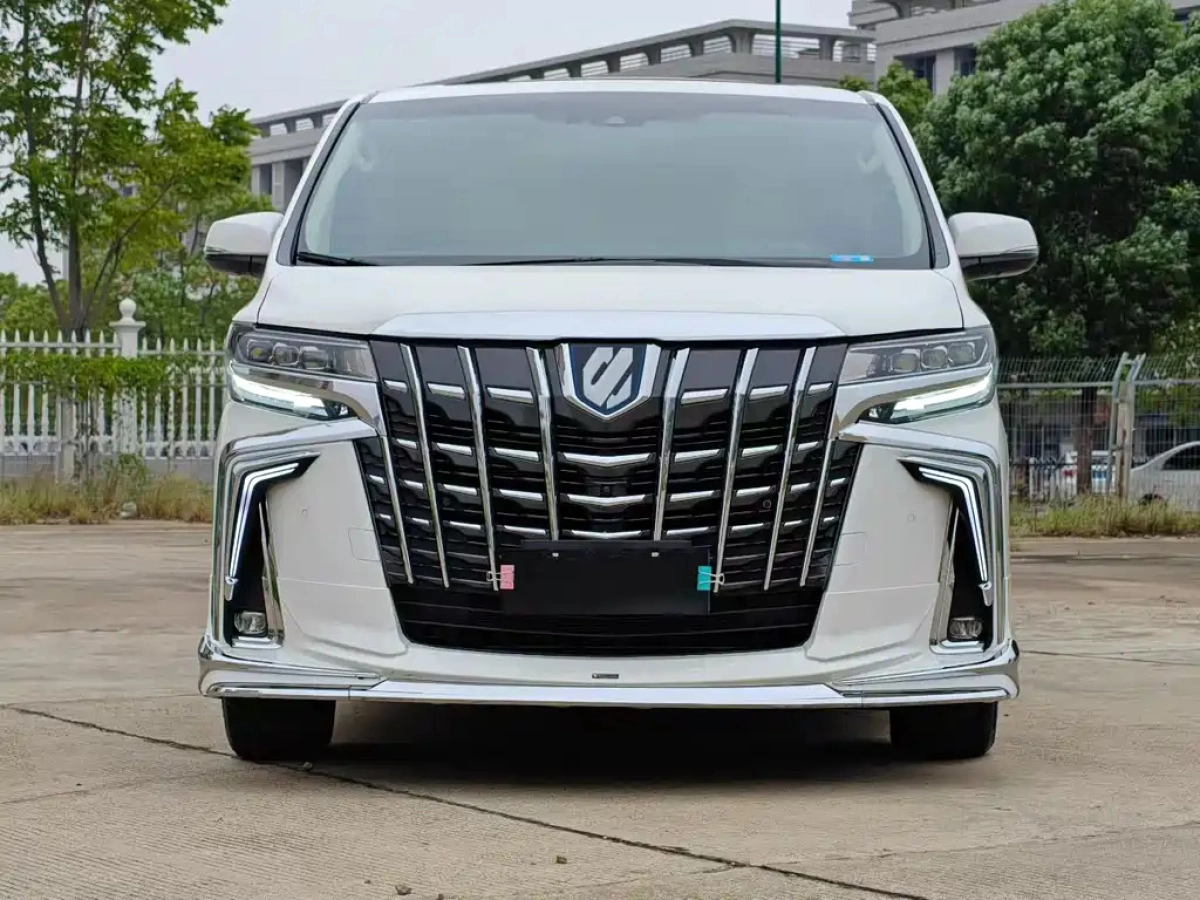 TOYOTA VELLFIRE