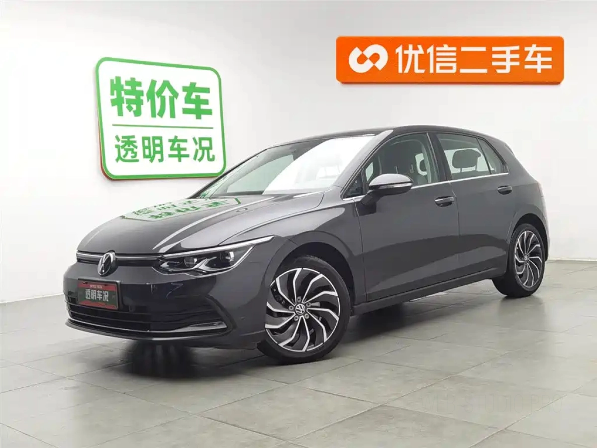VOLKSWAGEN GOLF  2021