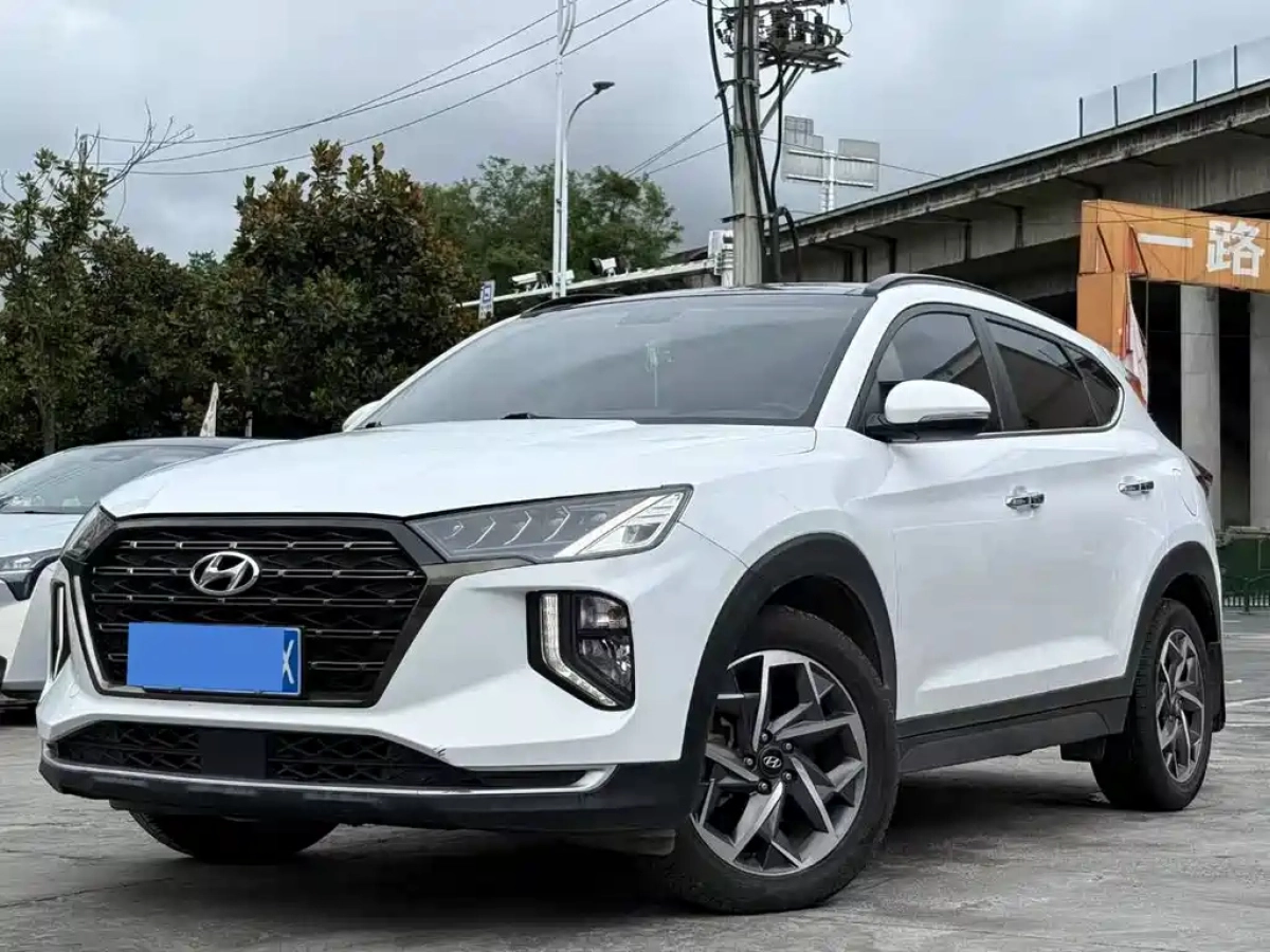 HYUNDAI TUCSON  2020
