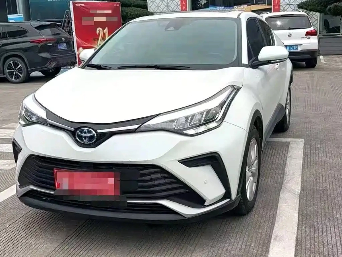 TOYOTA IZOA  2022
