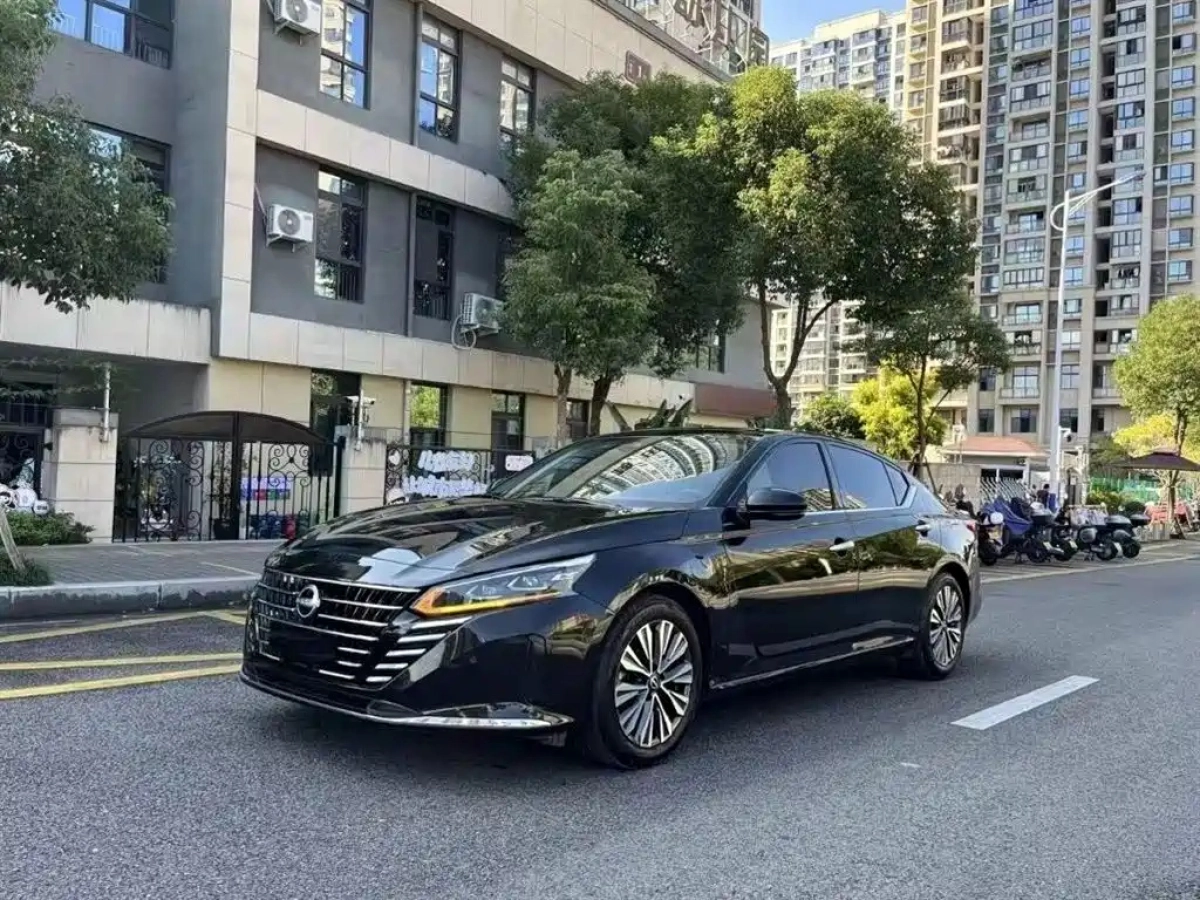 NISSAN TEANA  2022
