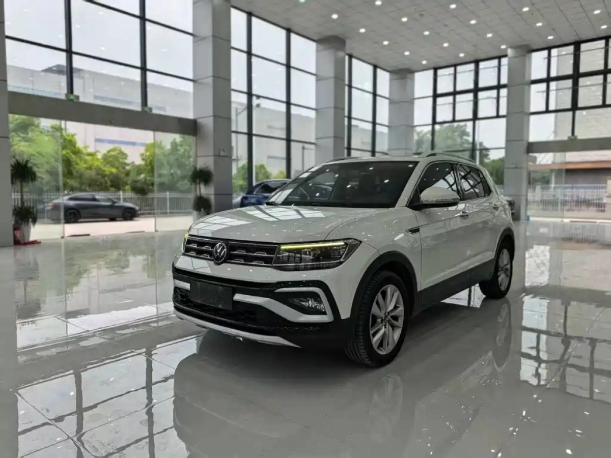 VOLKSWAGEN T-CROSS  2022