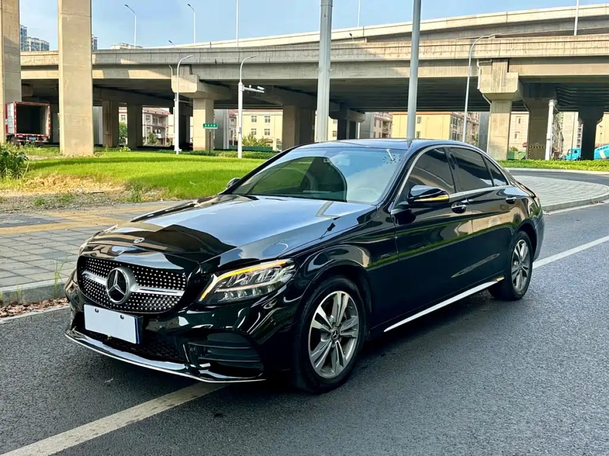 MERCEDES BENZ C-CLASS  2020