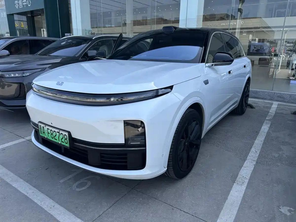 LI AUTO L7  2023
