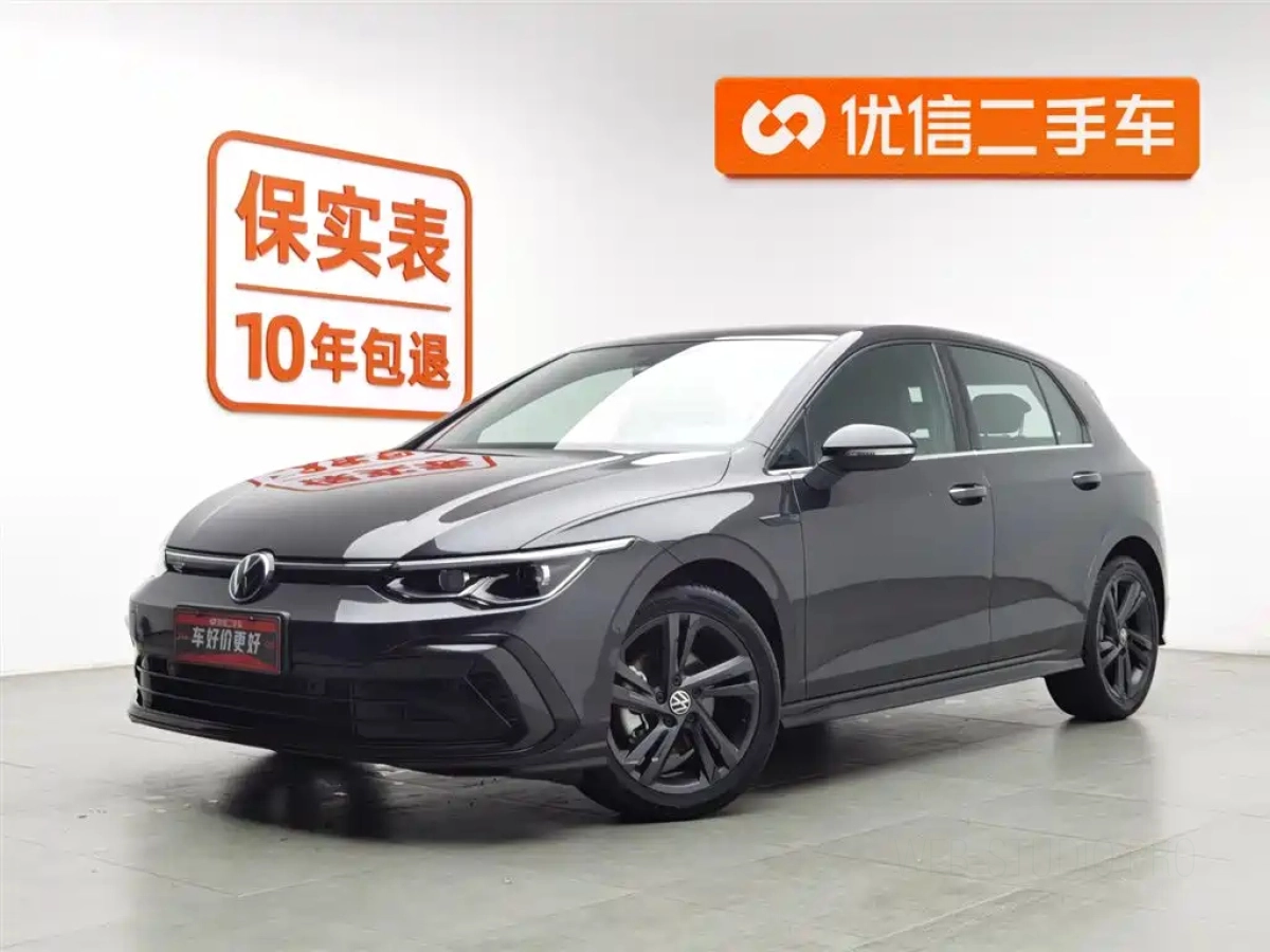VOLKSWAGEN GOLF  2023