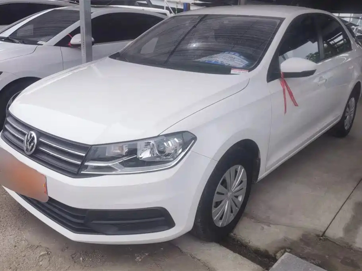 VOLKSWAGEN SANTANA  2021