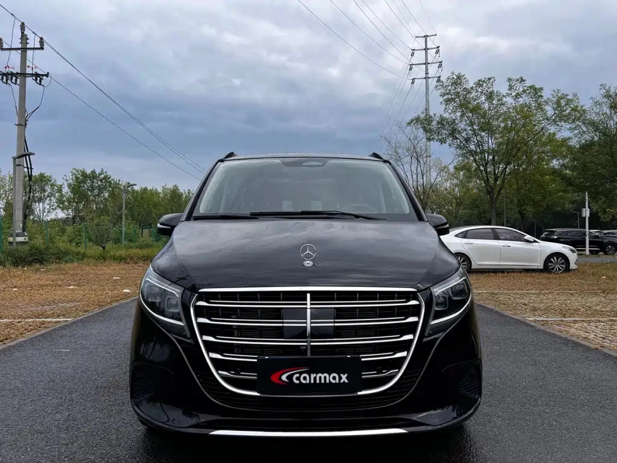 MERCEDES BENZ V-CLASS  2024