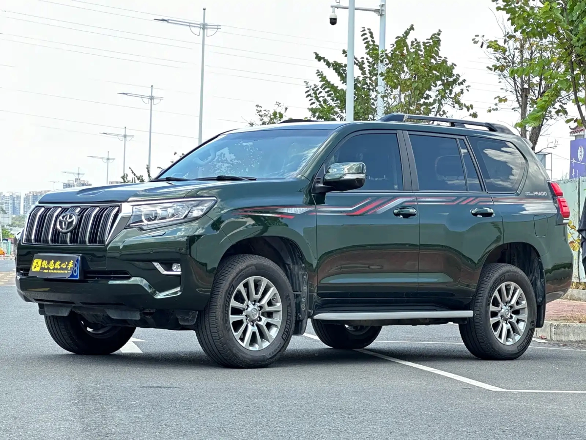 TOYOTA PRADO  2019