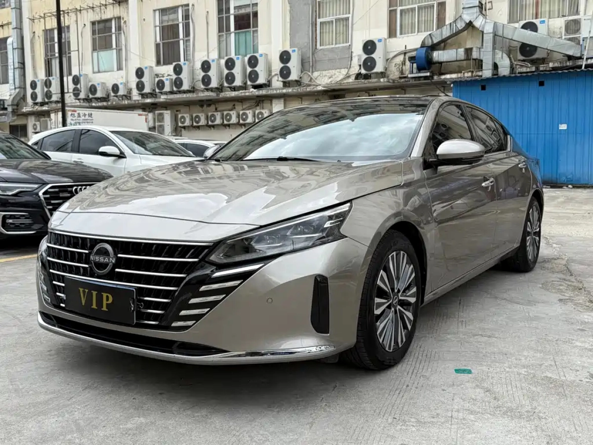 NISSAN TEANA  2024
