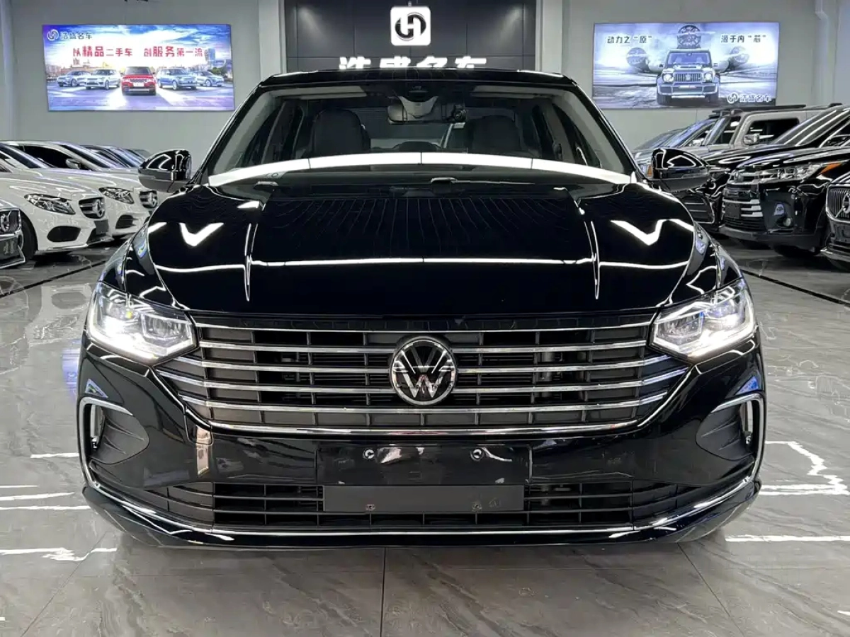 VOLKSWAGEN LAVIDA  2023