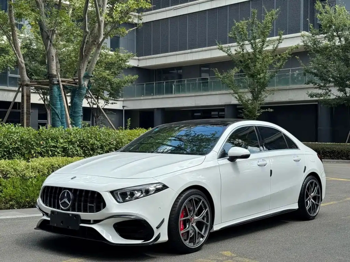 MERCEDES BENZ A-CLASS  2020