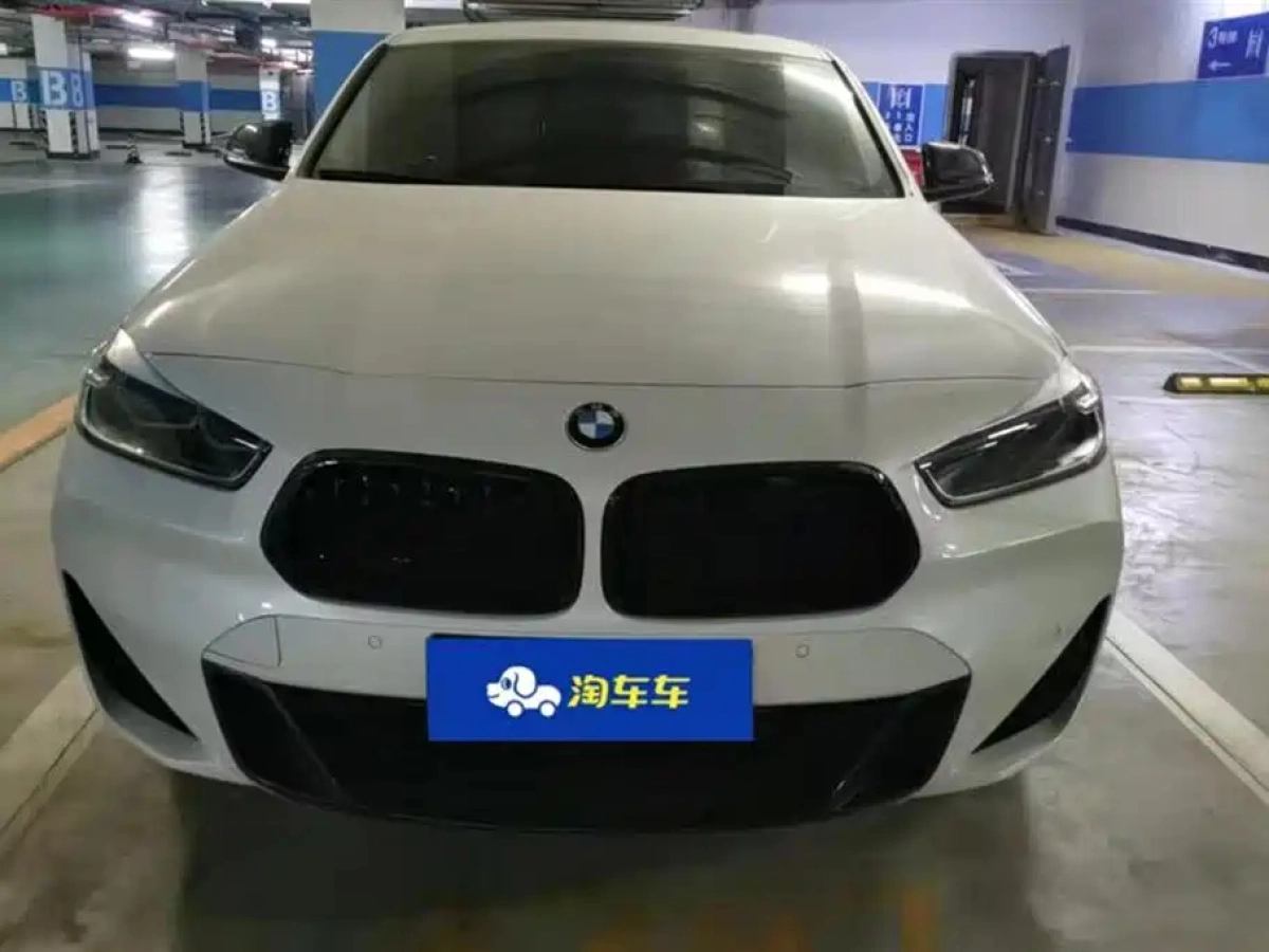 BMW X2