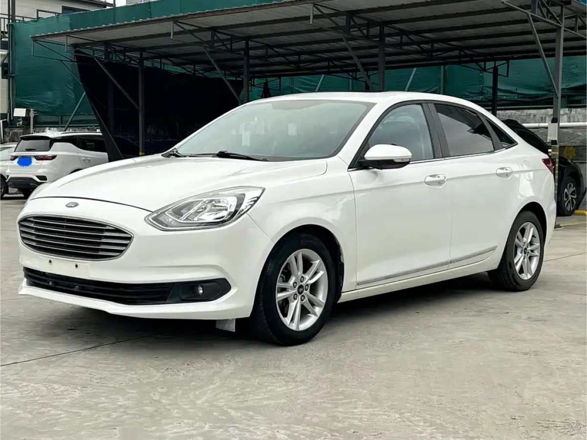 FORD ESCORT 2019
