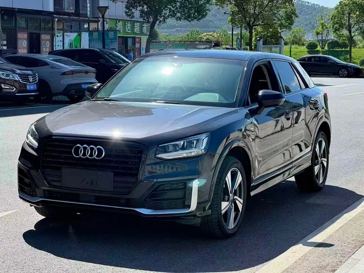 AUDI Q2L  2020