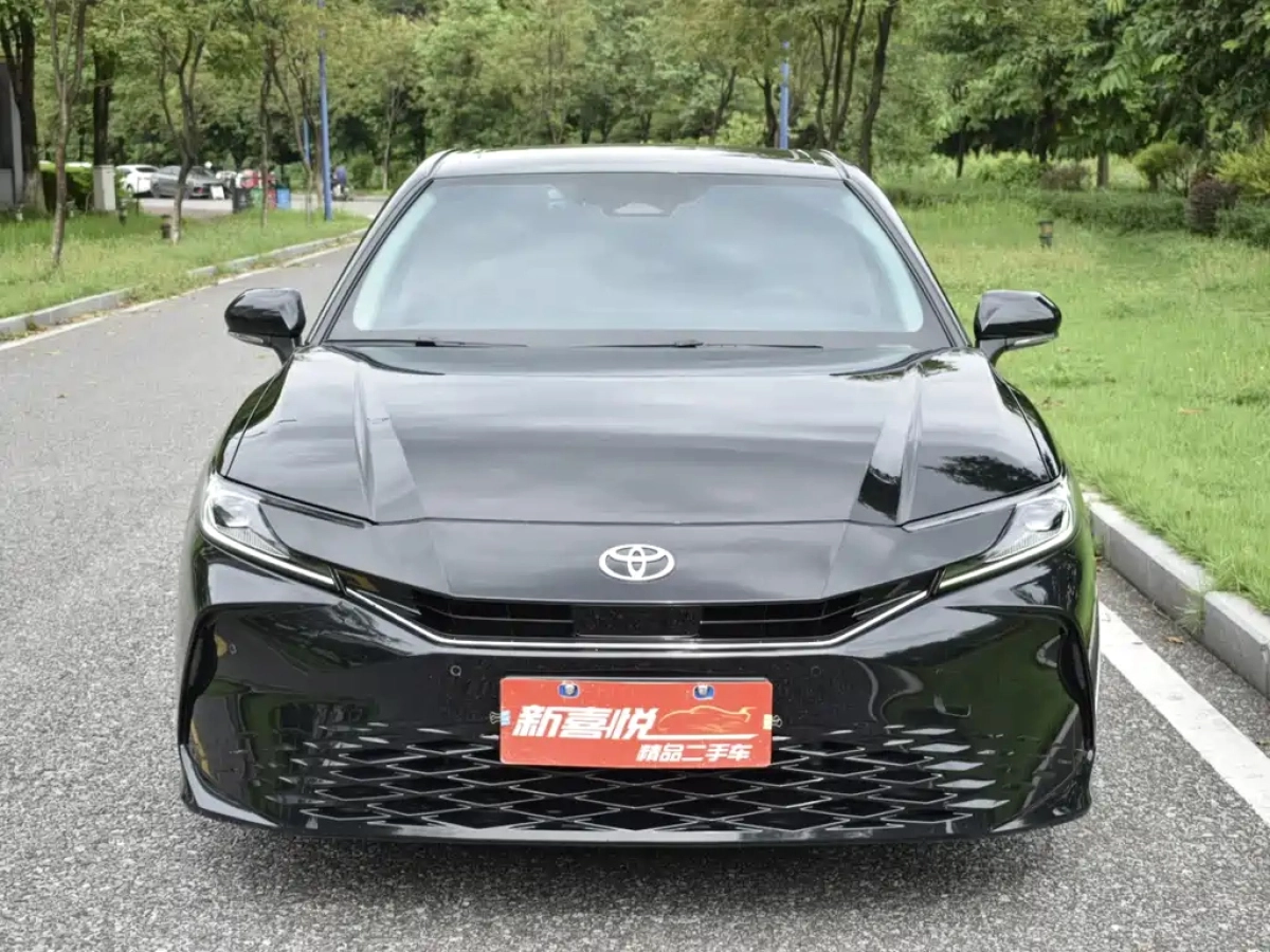 TOYOTA CAMRY