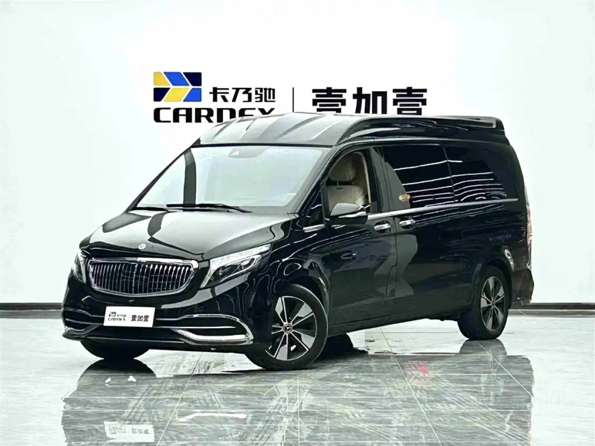 MERCEDES BENZ V-CLASS  2023