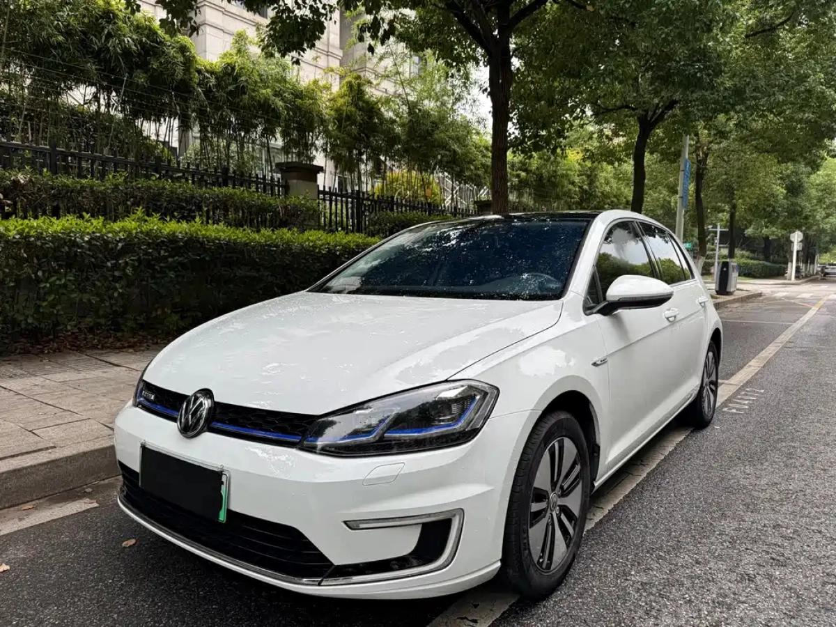 VOLKSWAGEN GOLF . E-POWER  2021