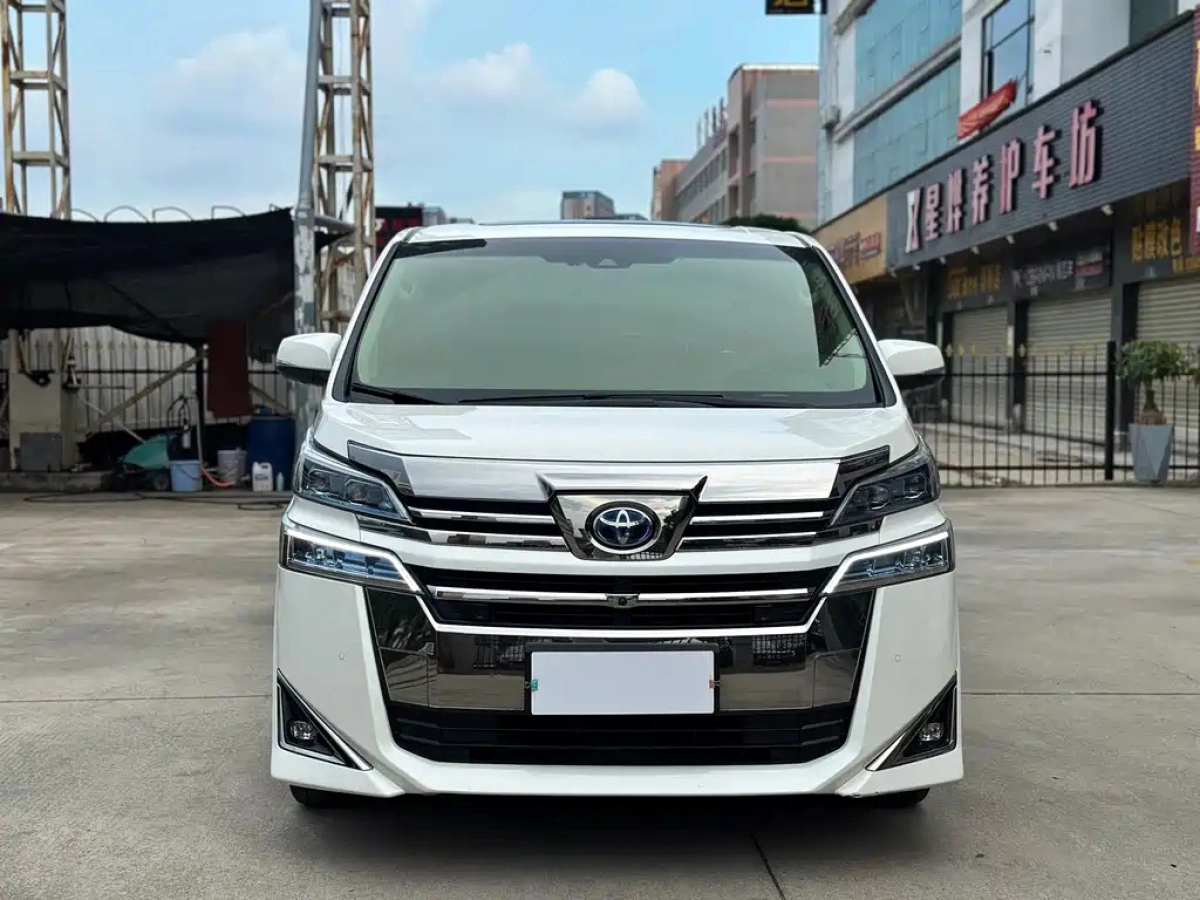 TOYOTA VELLFIRE
