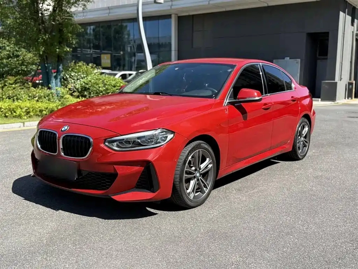 BMW 1-SERIES  2021