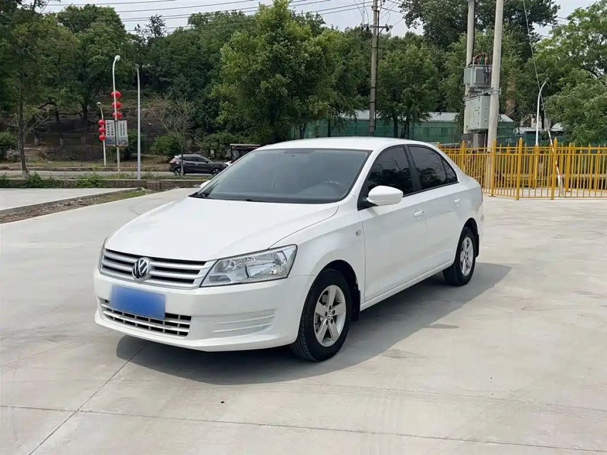 VOLKSWAGEN SANTANA  2019