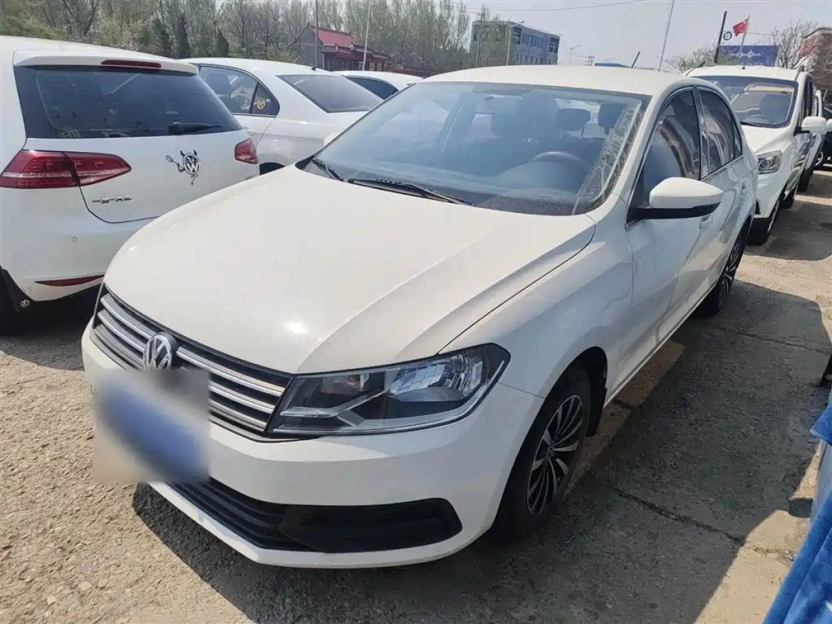 VOLKSWAGEN SANTANA  2022
