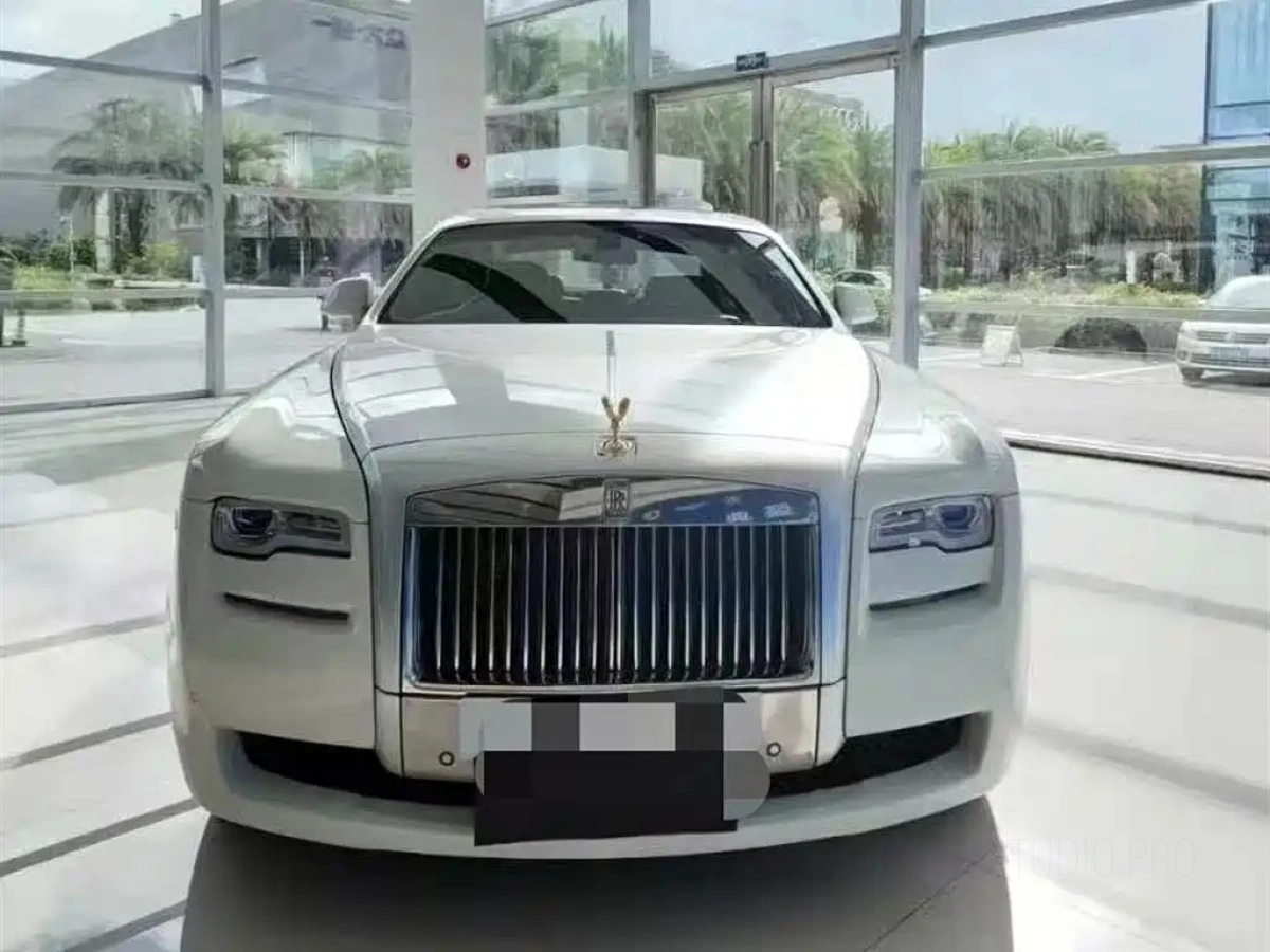 ROLLS ROYCE GHOST