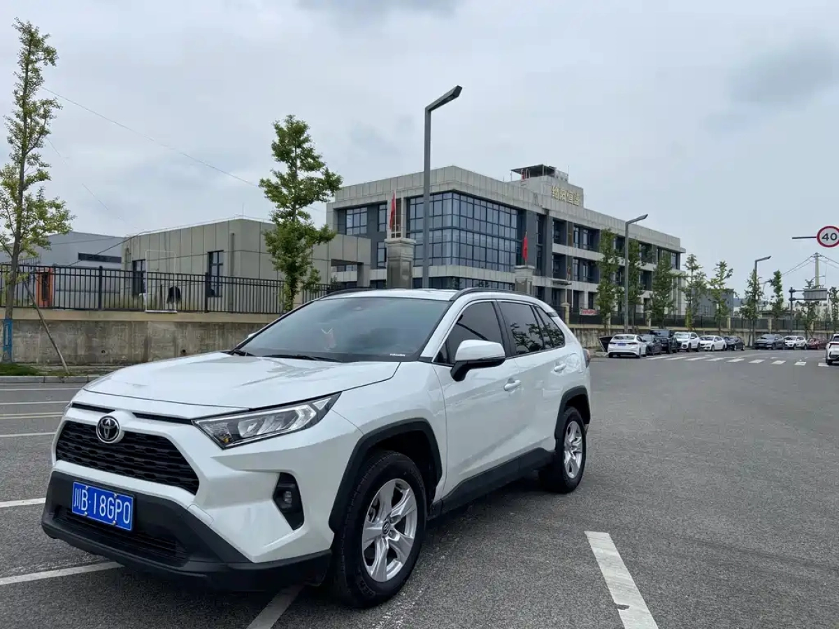 TOYOTA RAV4 RONGFANG  2024
