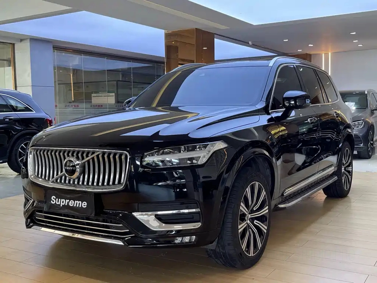 VOLVO XC90  2020