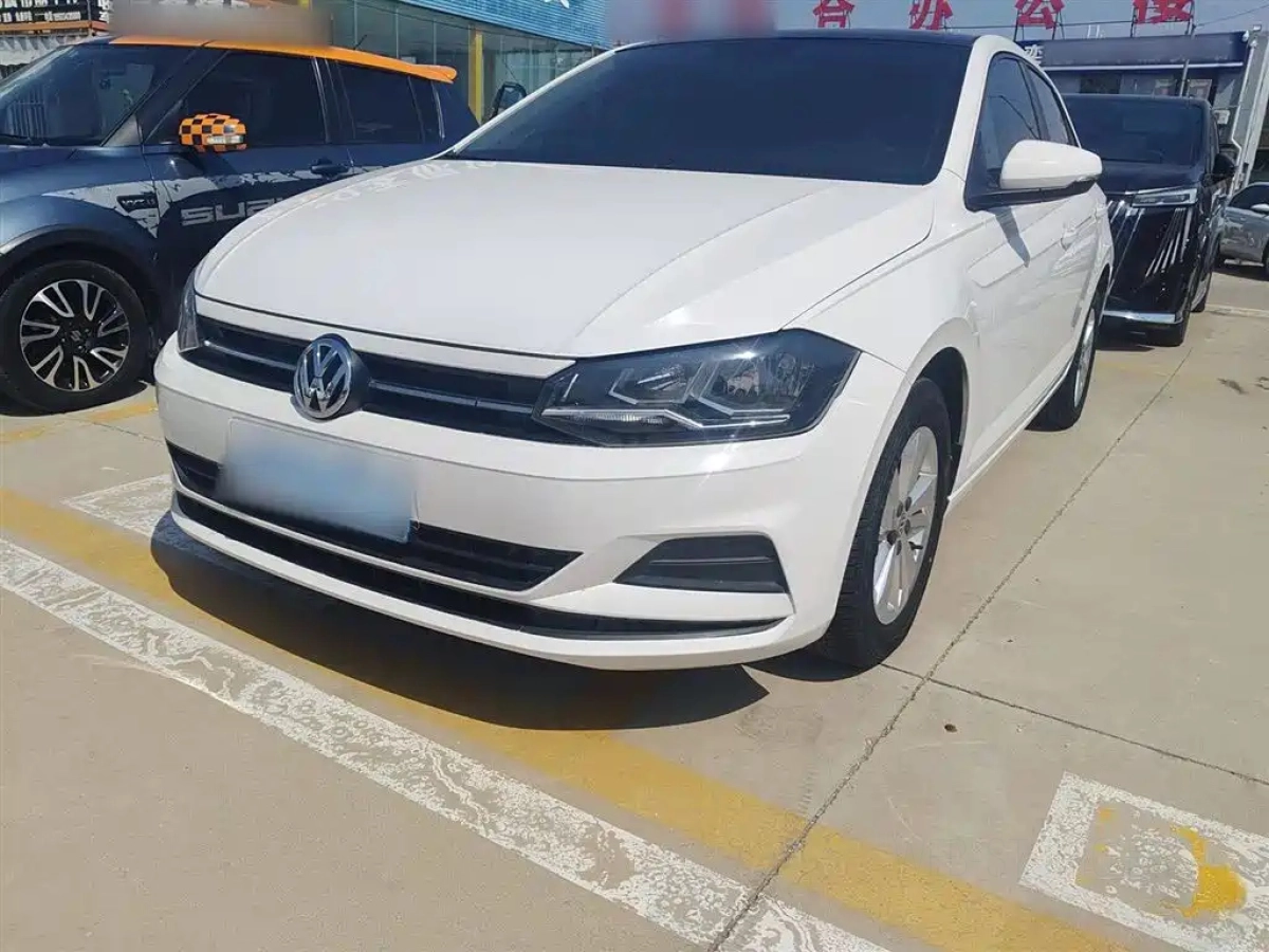 VOLKSWAGEN POLO  2021