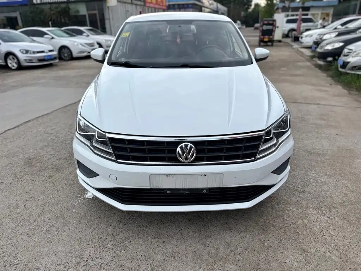 VOLKSWAGEN JETTA  2018