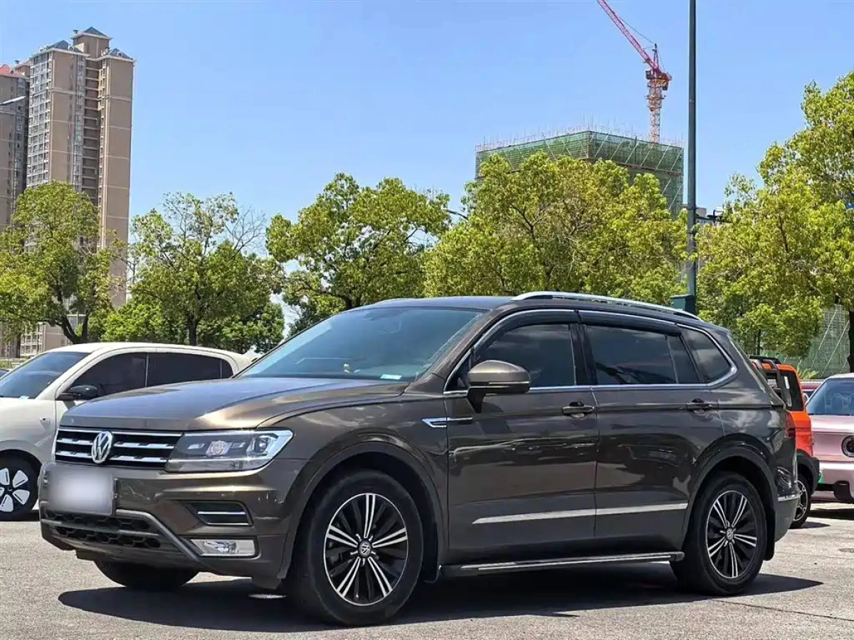 VOLKSWAGEN TIGUAN L  2019