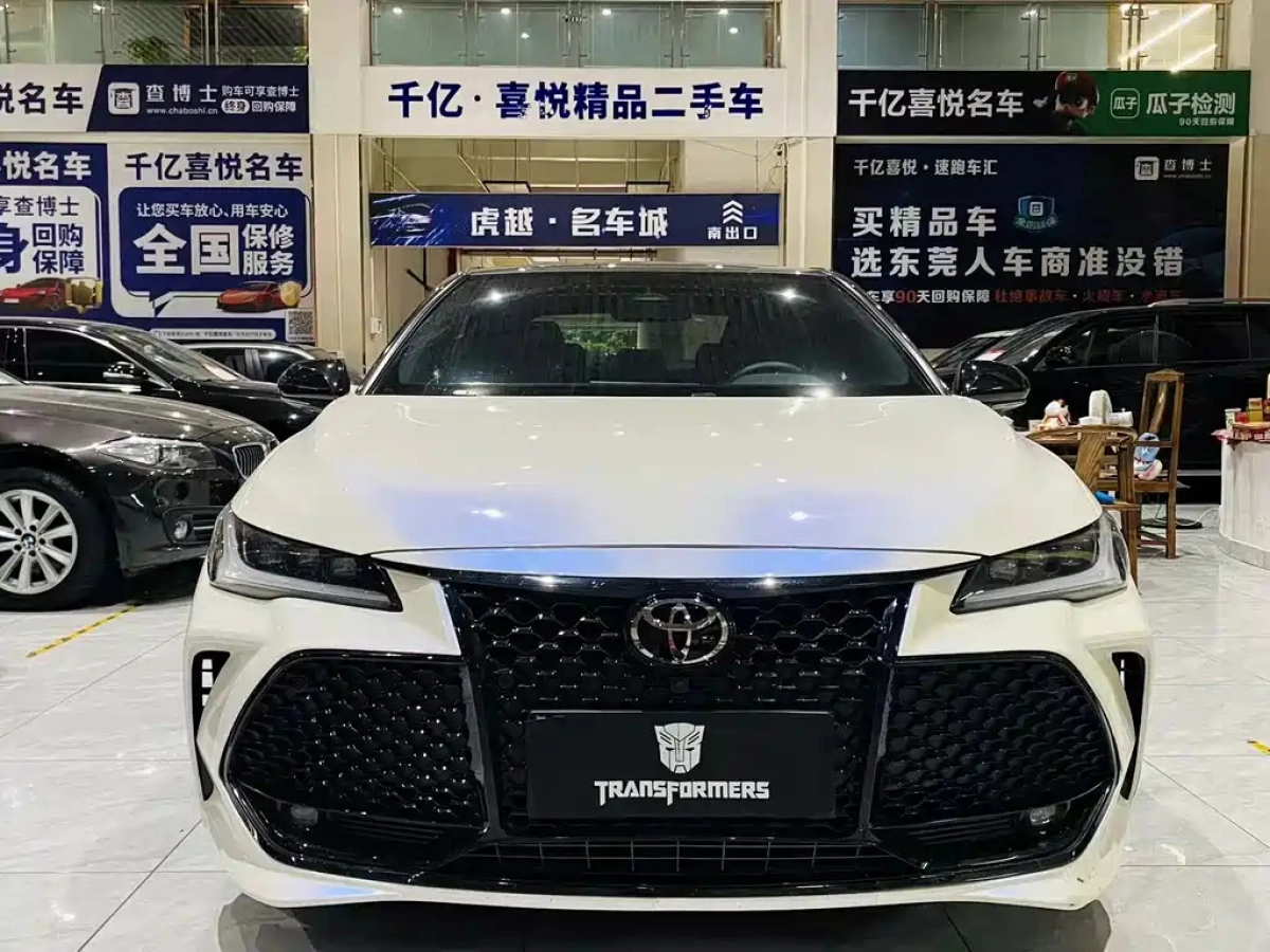 TOYOTA AVALON