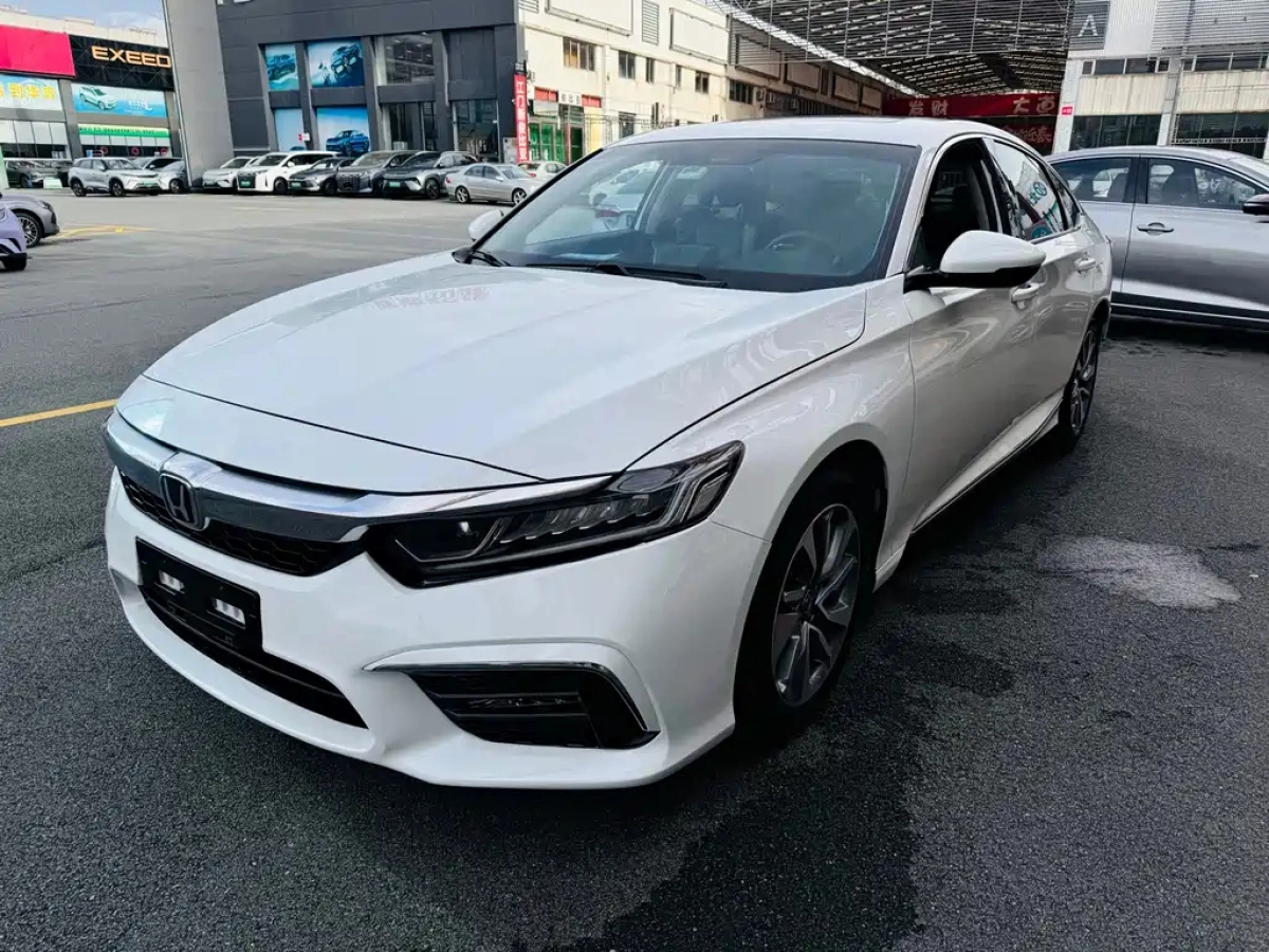 HONDA INSPIRE  2019