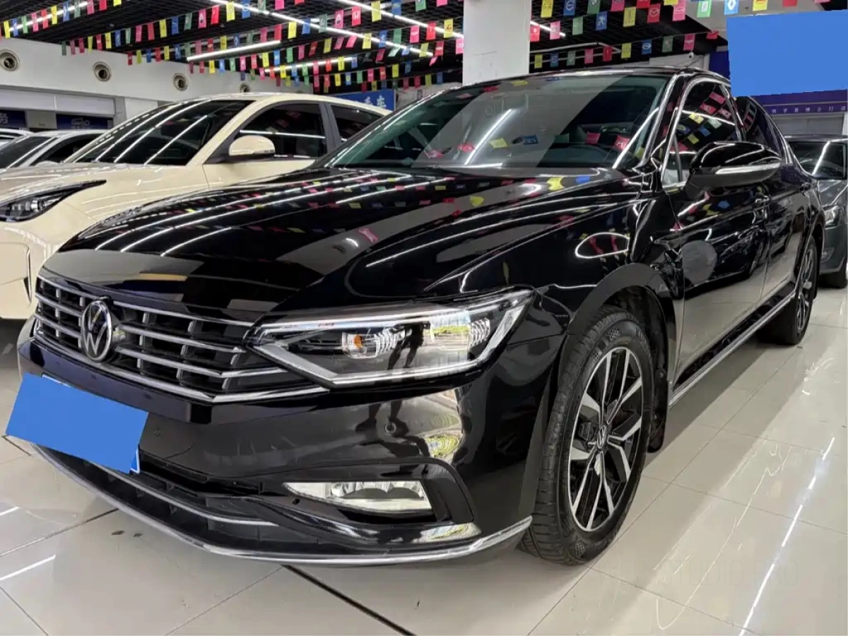 VOLKSWAGEN MAGOTAN  2022