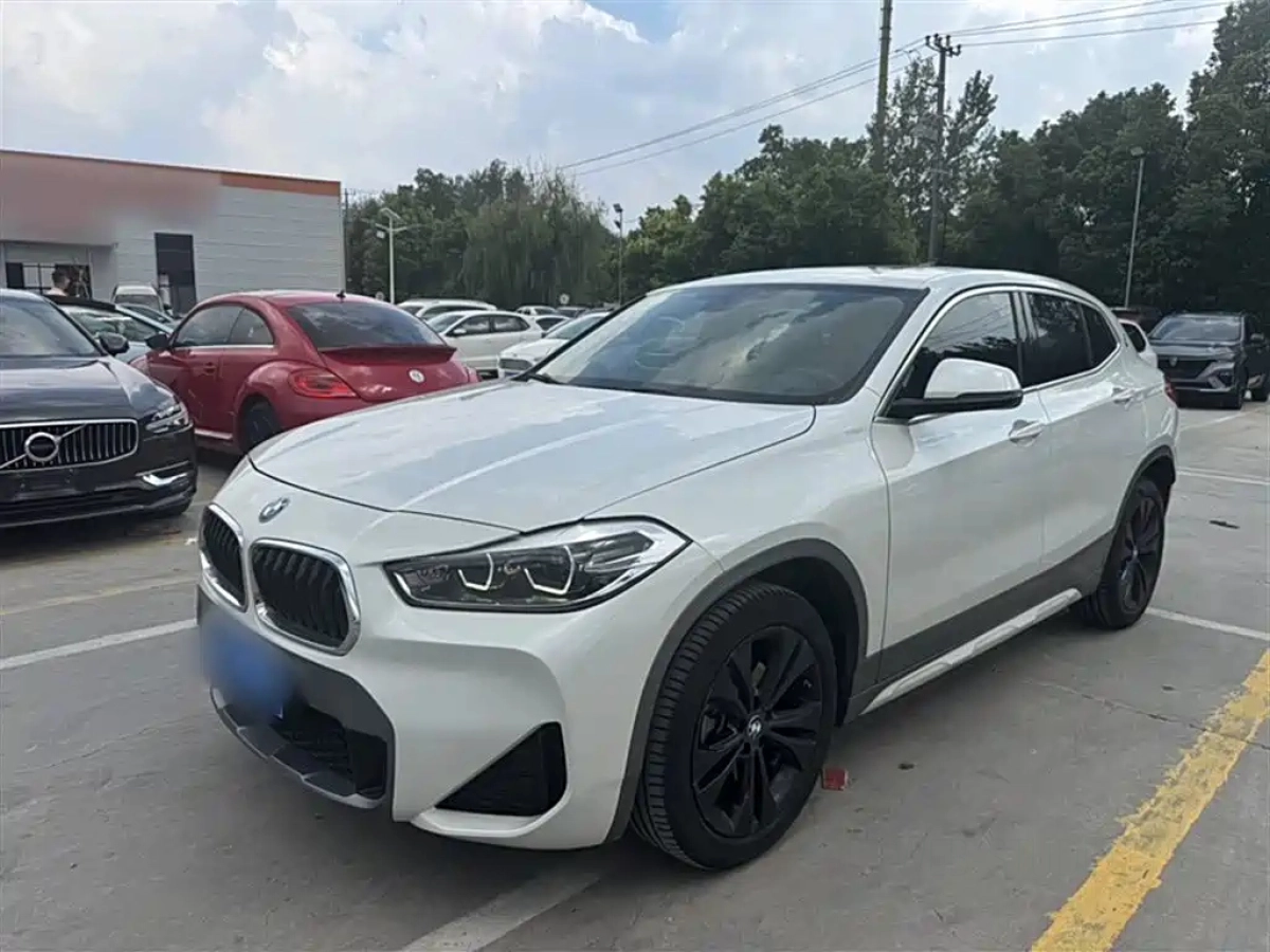 BMW X2  2020