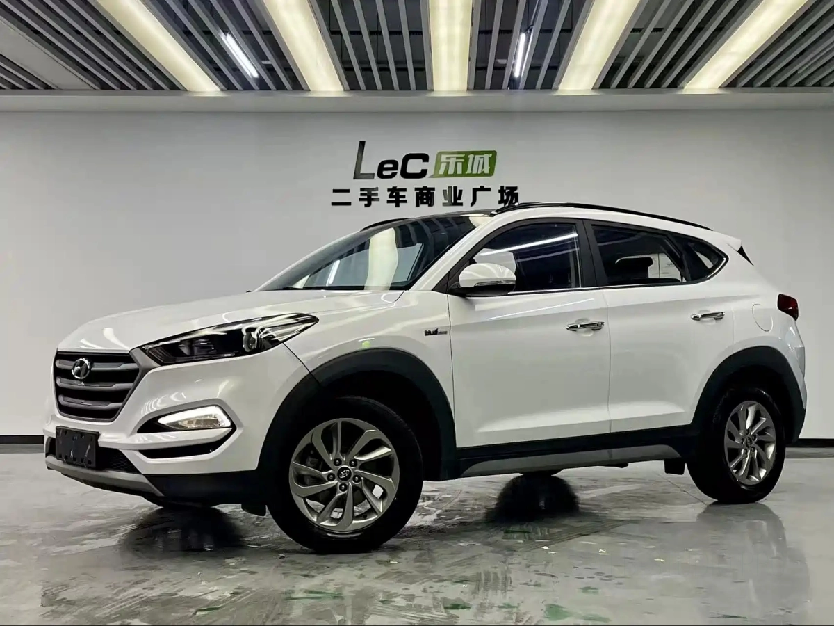 HYUNDAI TUCSON  2018