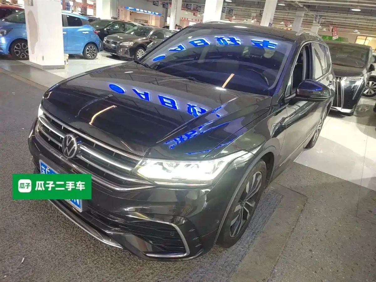 VOLKSWAGEN TIGUAN L  2022