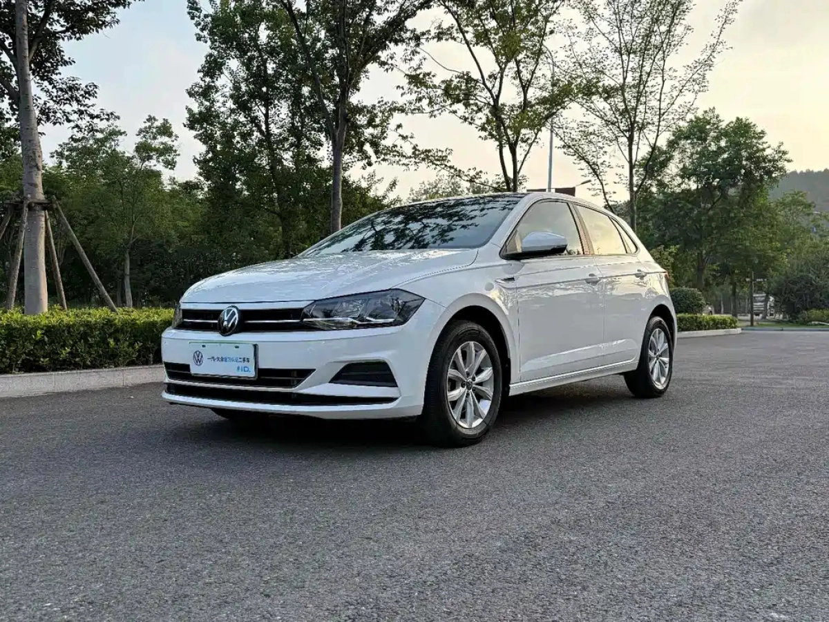 VOLKSWAGEN POLO  2022