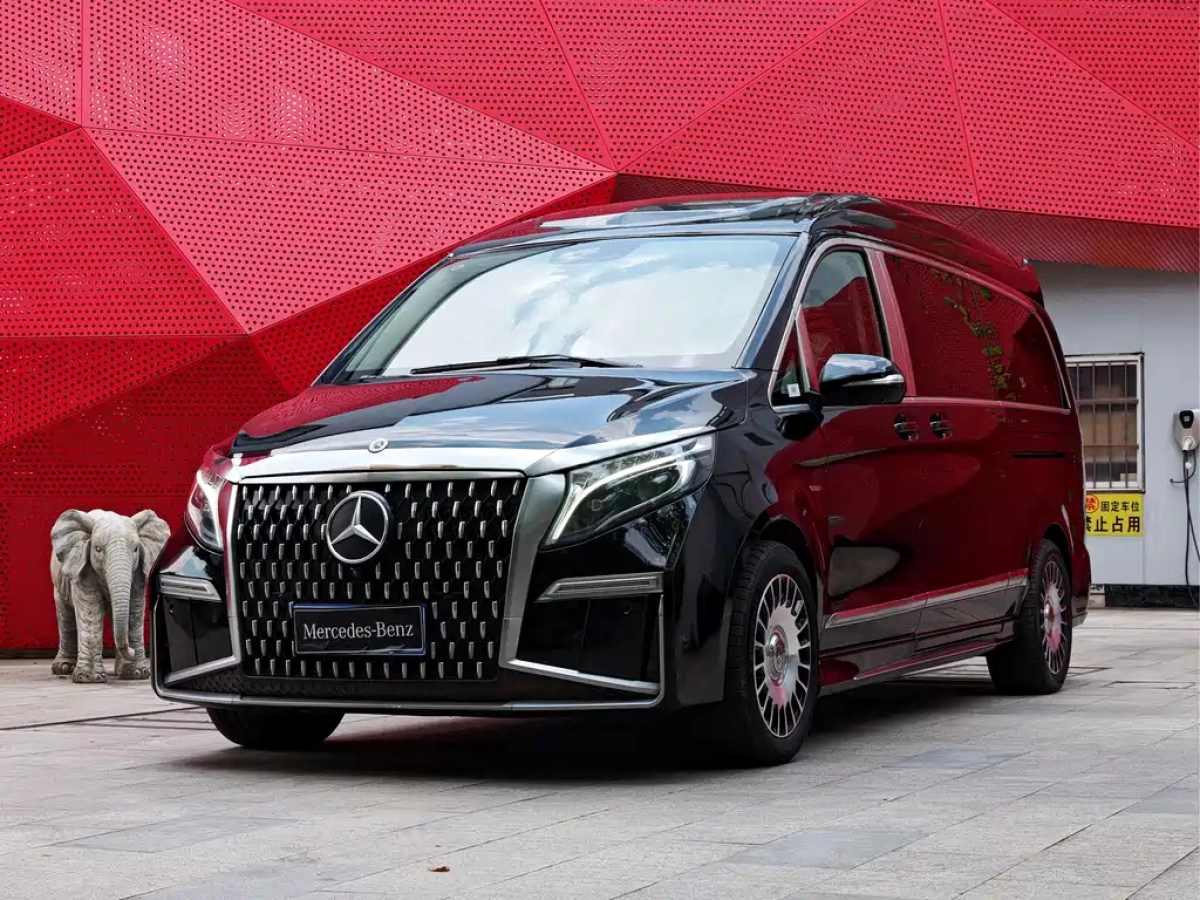 MERCEDES BENZ V-CLASS  2023