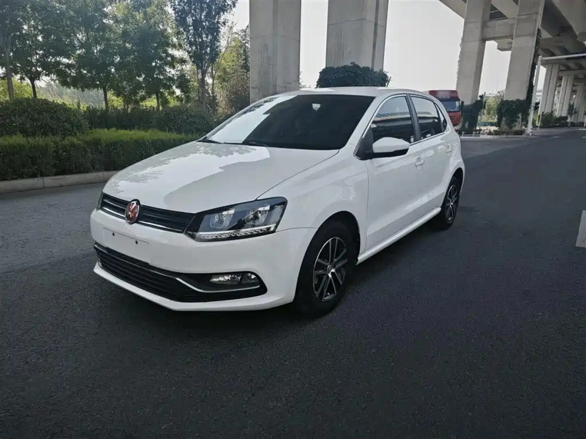 VOLKSWAGEN POLO  2019