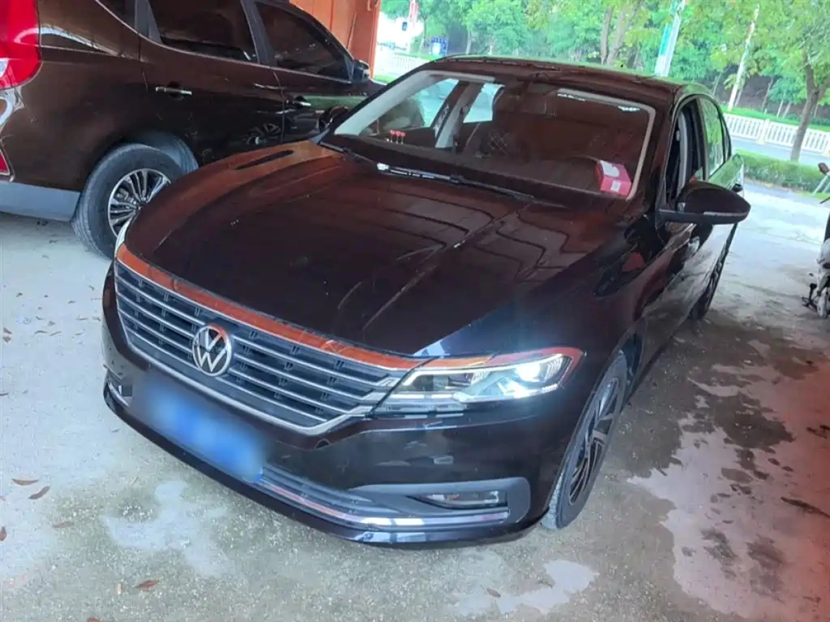 VOLKSWAGEN LAVIDA  2022