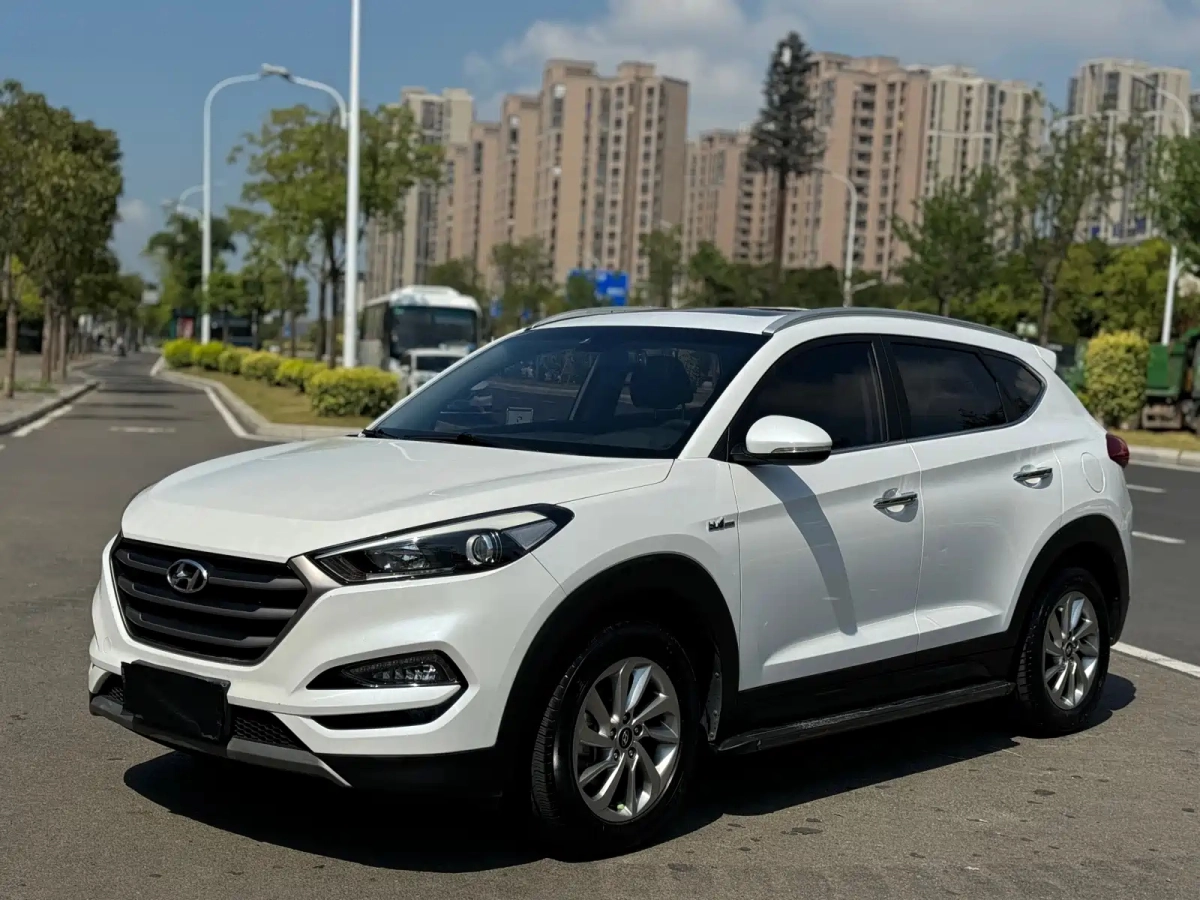 HYUNDAI TUCSON  2018