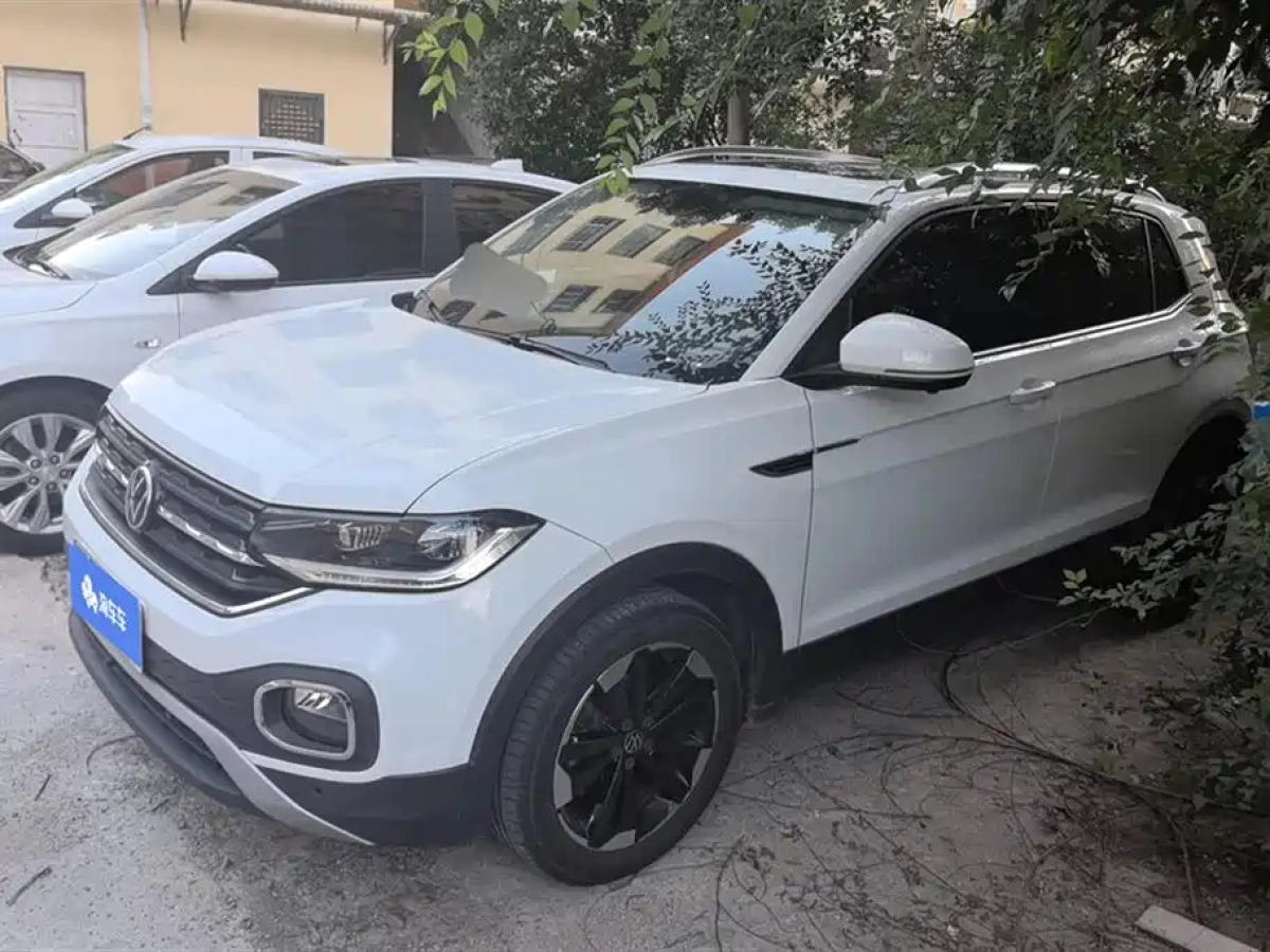 VOLKSWAGEN TACOUA  2022