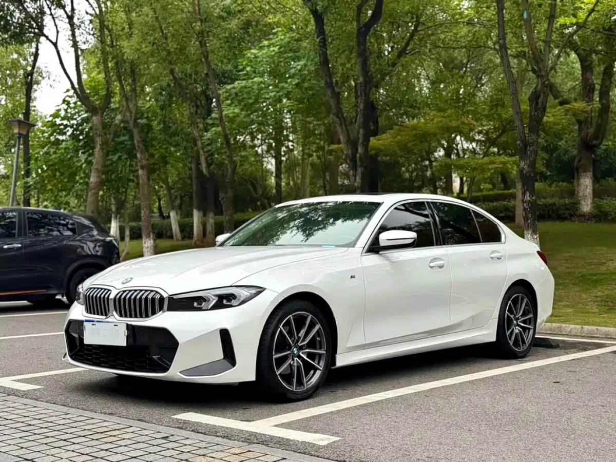 BMW 3-SERIES  2022