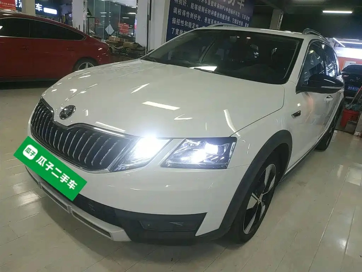 SKODA OCTAVIA