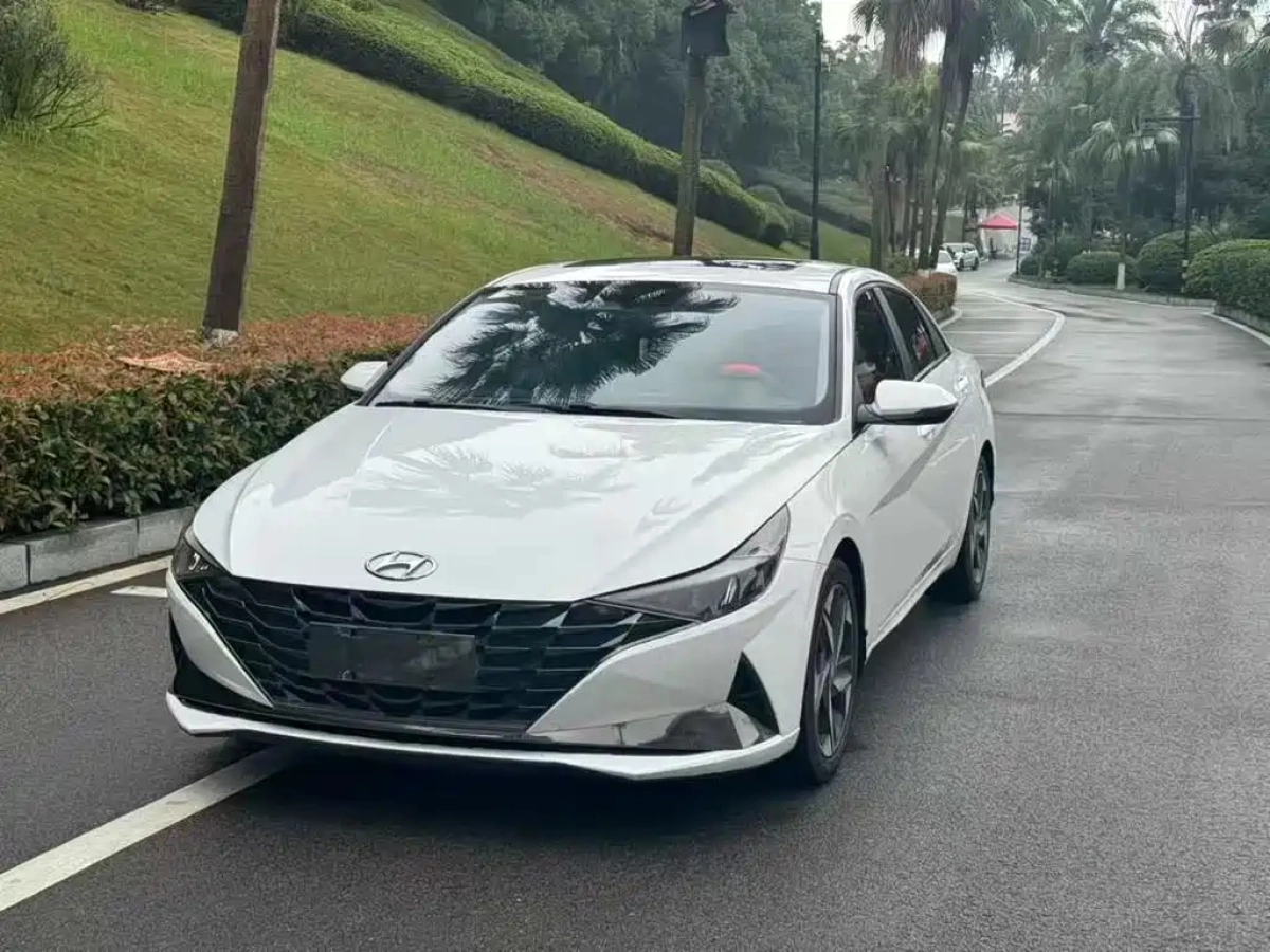 HYUNDAI ELANTRA  2021