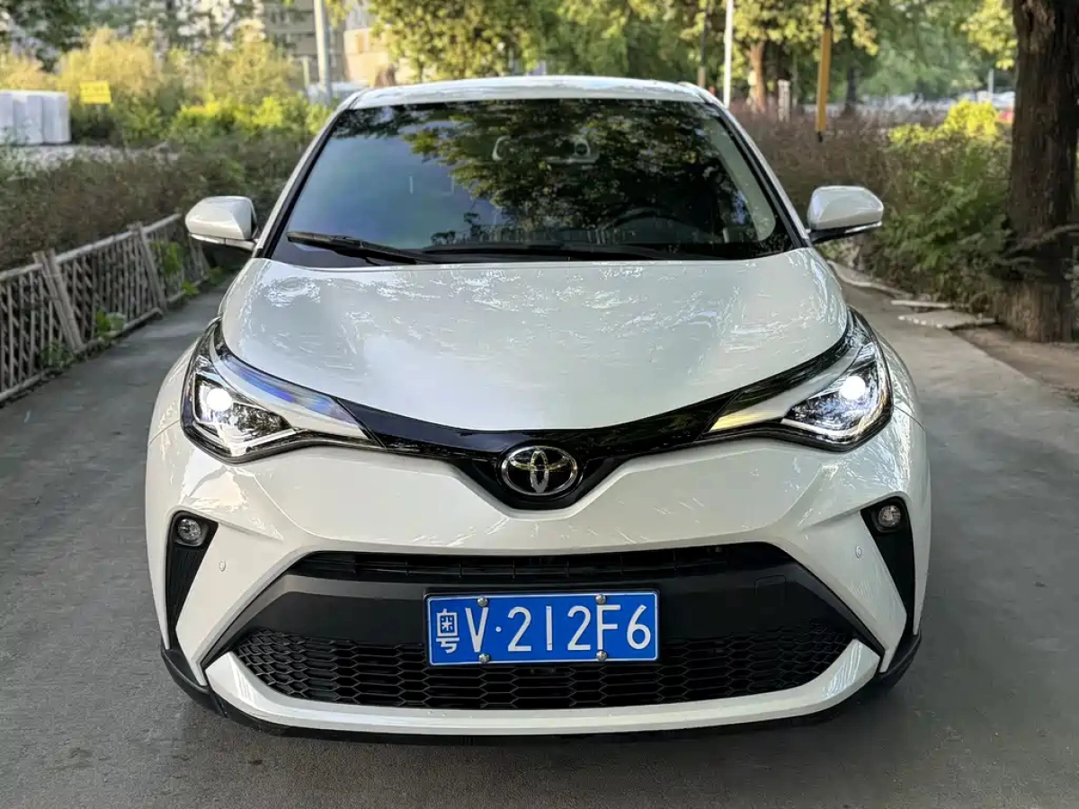 TOYOTA C-HR