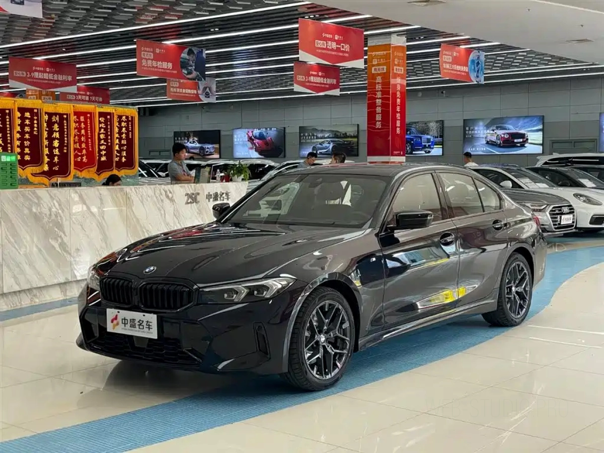 BMW 3-SERIES  2025