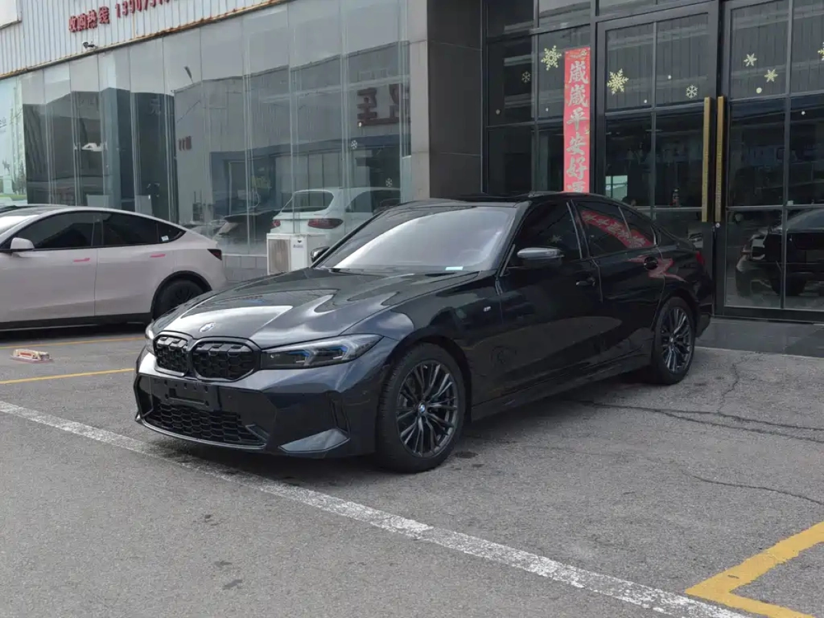 BMW 3-SERIES  2023