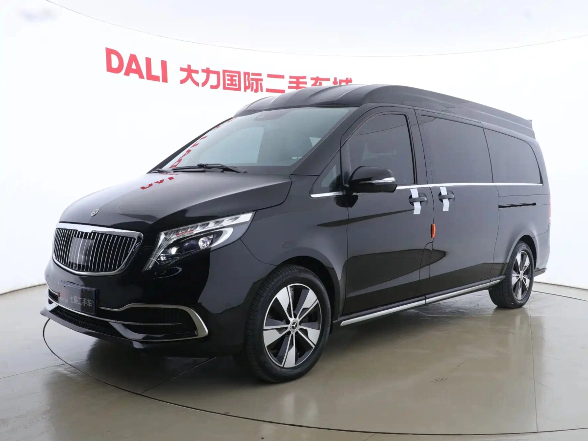 MERCEDES BENZ V-CLASS  2023